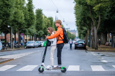 How Do I Use an Electric Scooter/Bike in City?
